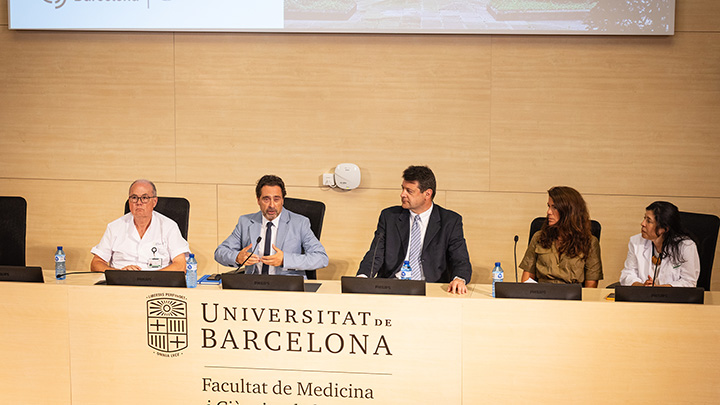 La UB crea una cátedra para impulsar el conocimiento y la prevención del cáncer de hígado