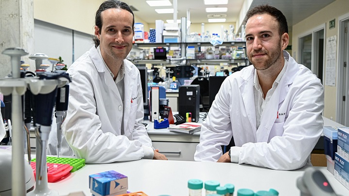 New methodology to reconstruct the evolution and clinical progression of cancer