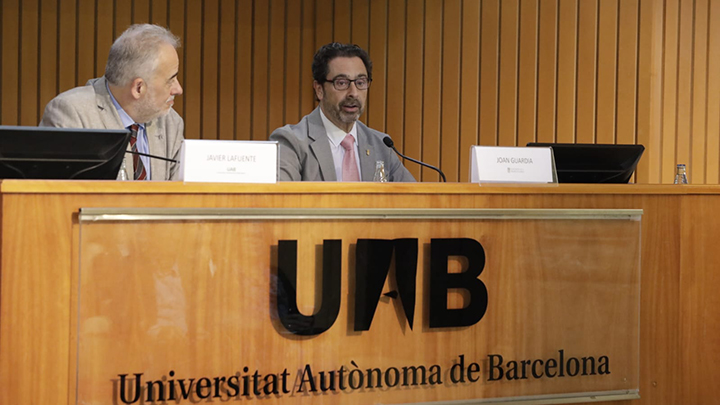The UB and the UAB begin a pioneering collaboration in the training of medical students that is to be extended in the future